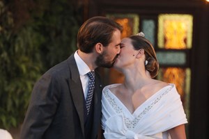 Nina Flohr & Φίλιππος Ντε Γκρες | Το αξίας 18 εκατομμυρίων ευρώ σχεδόν ακατοίκητο διαμέρισμά τους στην Αθήνα - εικόνα 2