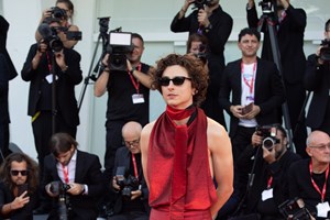 Χρυσές Σφαίρες 2025 | Το τρυφερό στιγμιότυπο ανάμεσα στον Timothée Chalamet και την Kylie Jenner (φωτο) - εικόνα 1