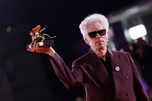 Φεστιβάλ Βενετίας 2025 | Η "Βουγονία" αποθεώθηκε αλλά δεν βραβεύτηκε - Ποιος κέρδισε στη θέση του Λάνθιμου; - εικόνα 1