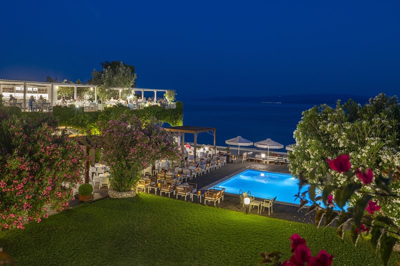 SKIATHOS PALACE Pool Bar Area & White View