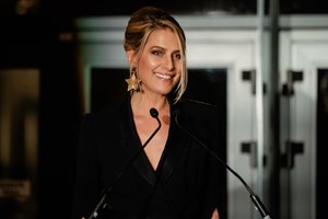 Η Τατιάνα Μπλάτνικ θύμα του blackout στο "Ελ. Βενιζέλος" - Η φωτογραφία μετά από διήμερη παραμονή στο αεροδρόμιο - εικόνα 2