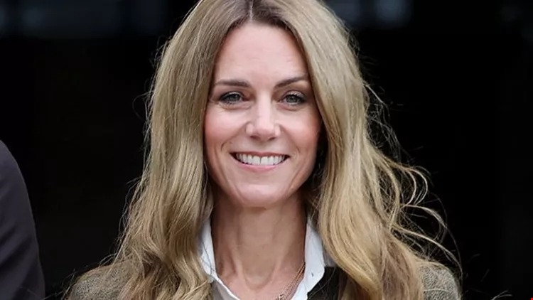 Kate Middleton | Το φόρεμά της είναι στο διαχρονικό μοτίβο που δεν πρέπει να λείπει από τη συλλογή καμίας γυναίκας - εικόνα 2