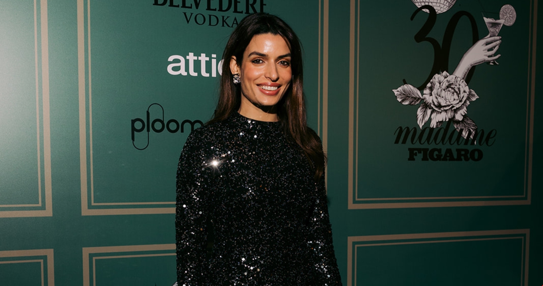 10 διάσημες Ελληνίδες προτείνουν πώς να ντυθείς κομψά την περίοδο των γιορτών - εικόνα 10