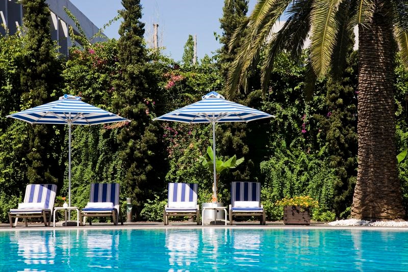 hilton pool