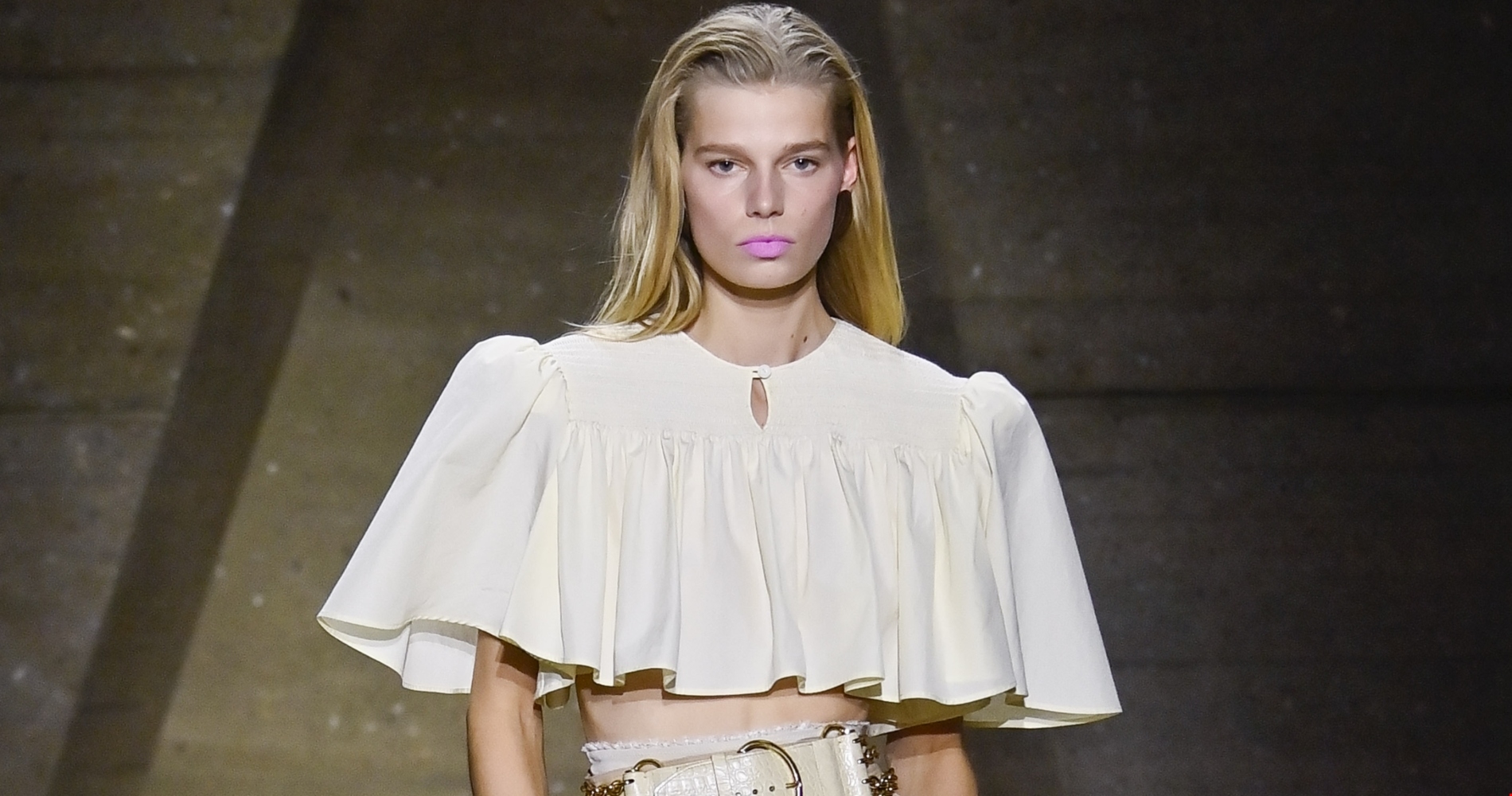 Fuller Lips | Πώς να αυξήσεις φυσικά τον όγκο των χειλιών σου - εικόνα 2