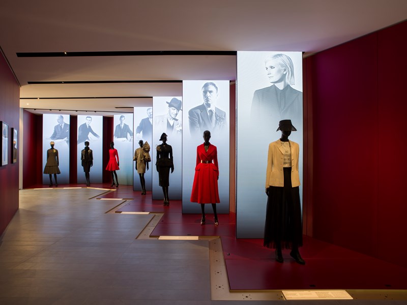 Dior