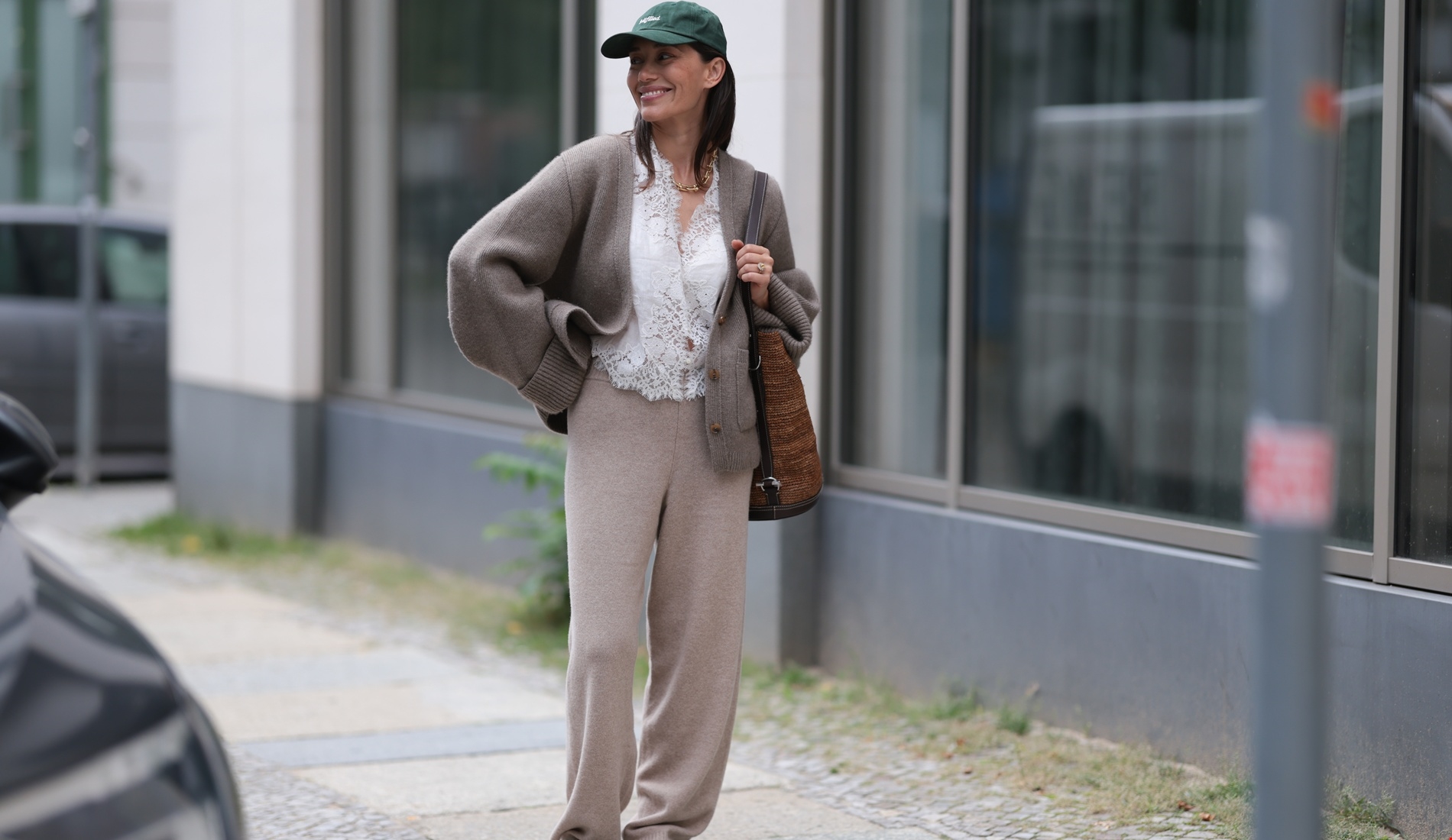 Βρήκαμε το ιδανικό πλεκτό παντελόνι από την Oysho που θα το φοράς day to night