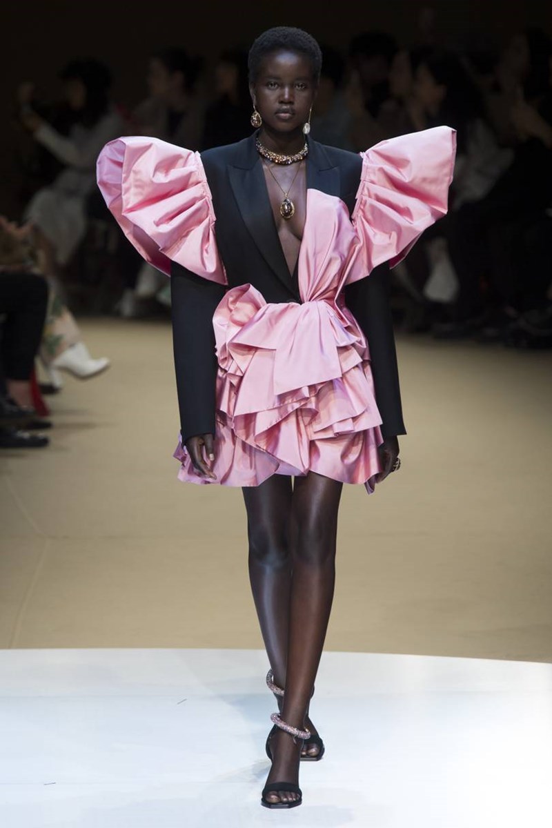 Alexander McQueen || Fall 2018 ready-to-wear