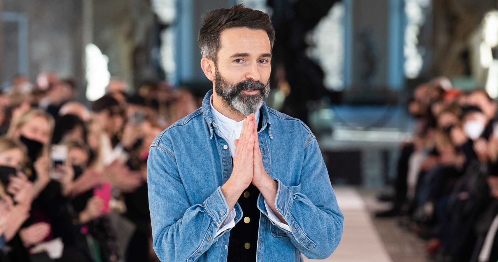 Erykah Badu | Ποια είναι η καλλιτέχνιδα που κέρδισε το βραβείο "Style Icon" στα CFDA awards - εικόνα 2