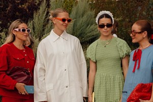 Dopamine Dressing | Τα χαρούμενα χρώματα που θα μας φτιάξουν τη διάθεση τη σεζόν Άνοιξη/Καλοκαίρι 2025 - εικόνα 23