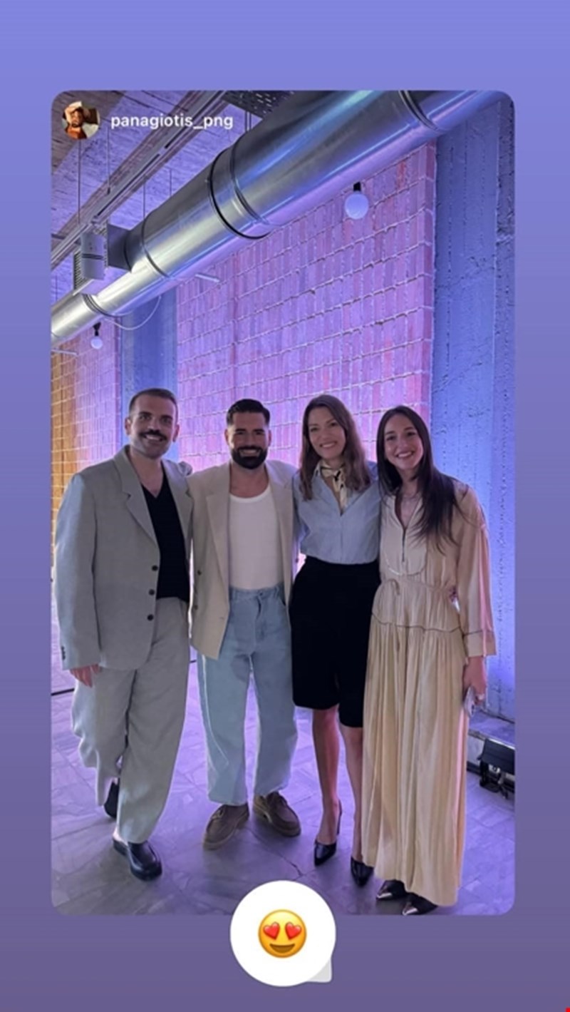 vickykaya_