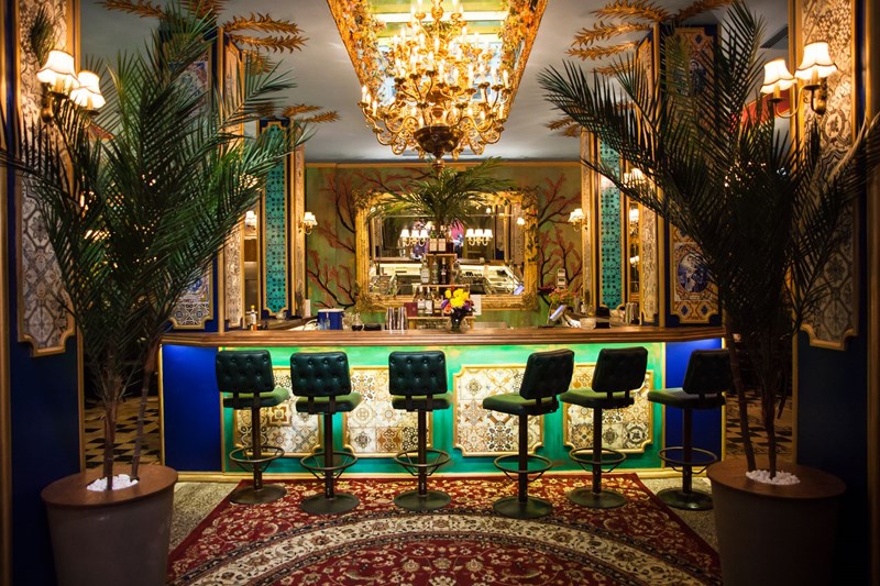 noel bar