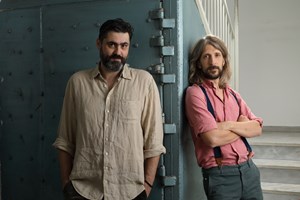 Γιώργος Νινιός | Συνυποψήφιος με τον Adam Scott και τον Owen Cooper σε διεθνή βραβεία - εικόνα 2