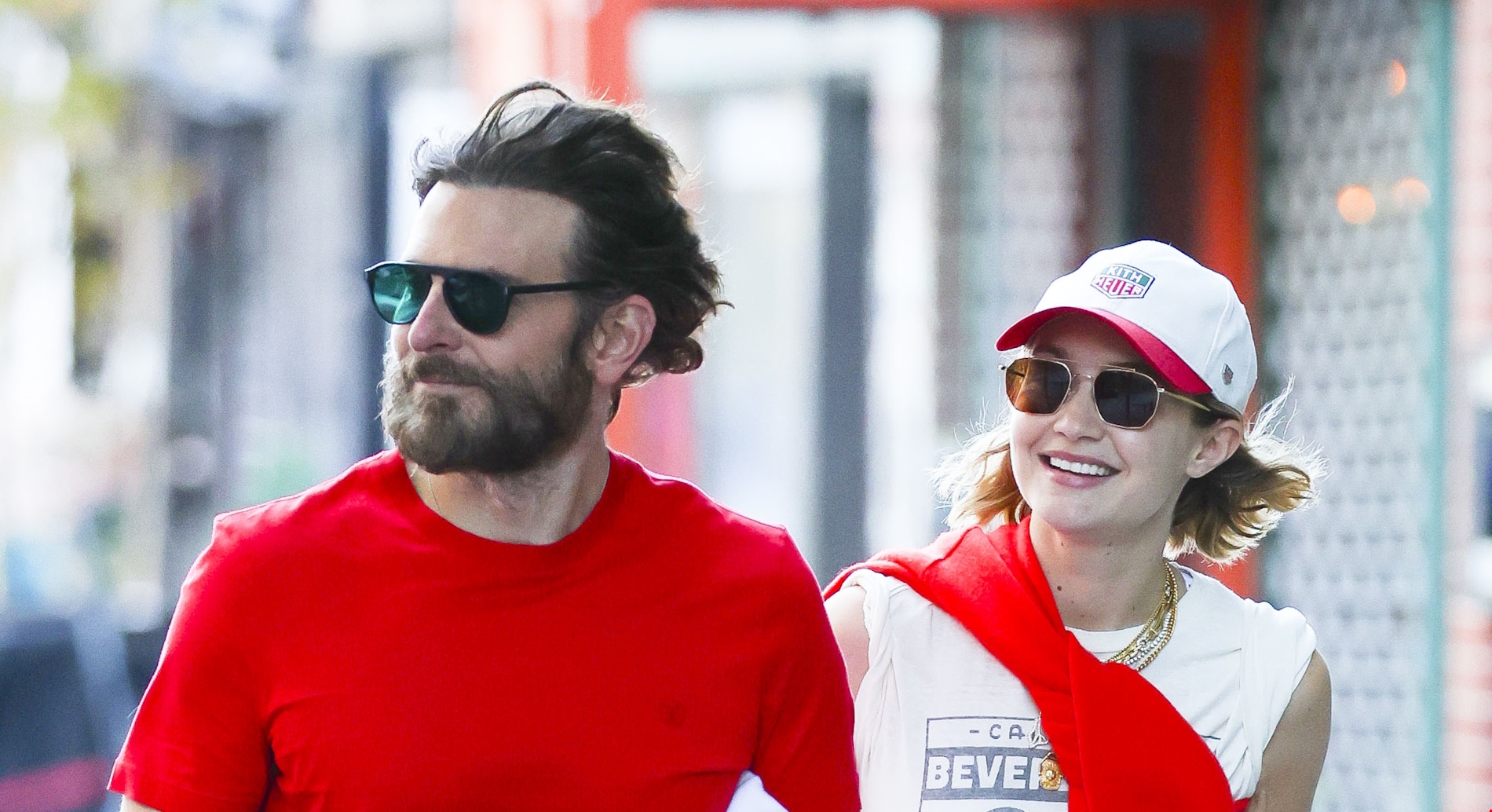 Gigi Hadid | Aποκάλυψε πώς και πού γνώρισε τον Bradley Cooper - εικόνα 3