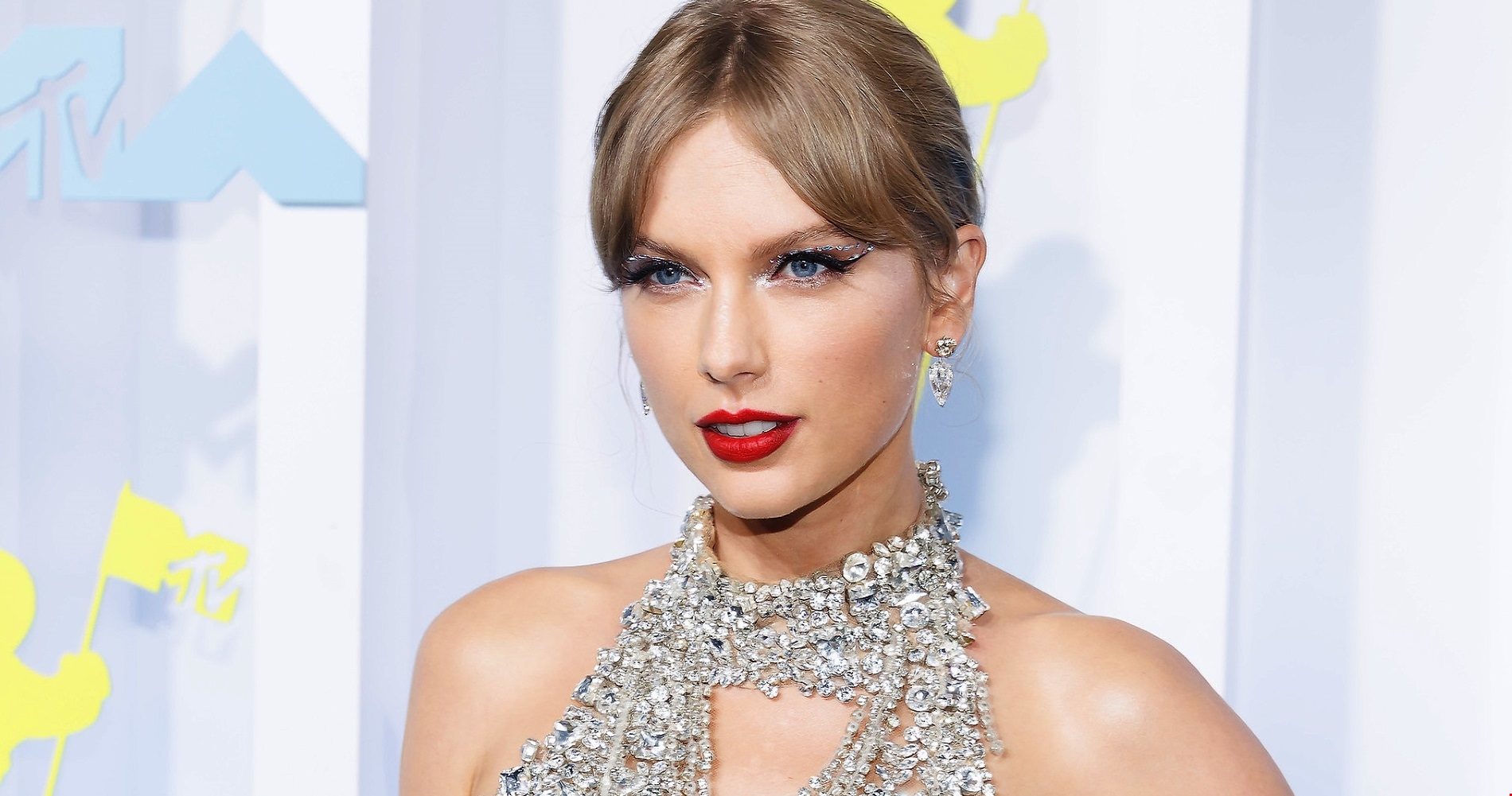 Taylor Swift | Ακύρωσε 3 συναυλίες υπό τον φόβο τρομοκρατικού χτυπήματος - εικόνα 1