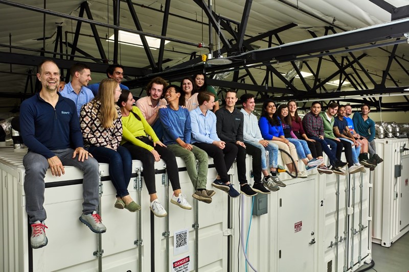 Εργαζόμενοι στη Retro Science