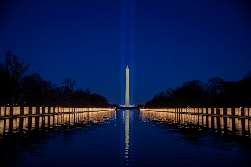 Joe Biden Kamala Harris covid memorial
