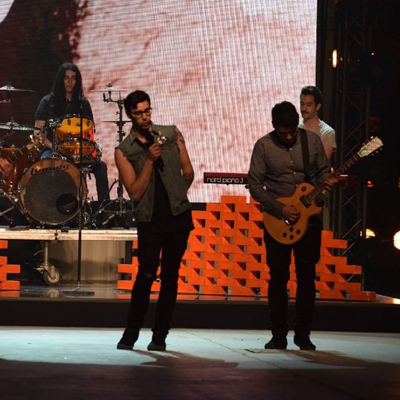 Ίαν Στρατής - Mad Street