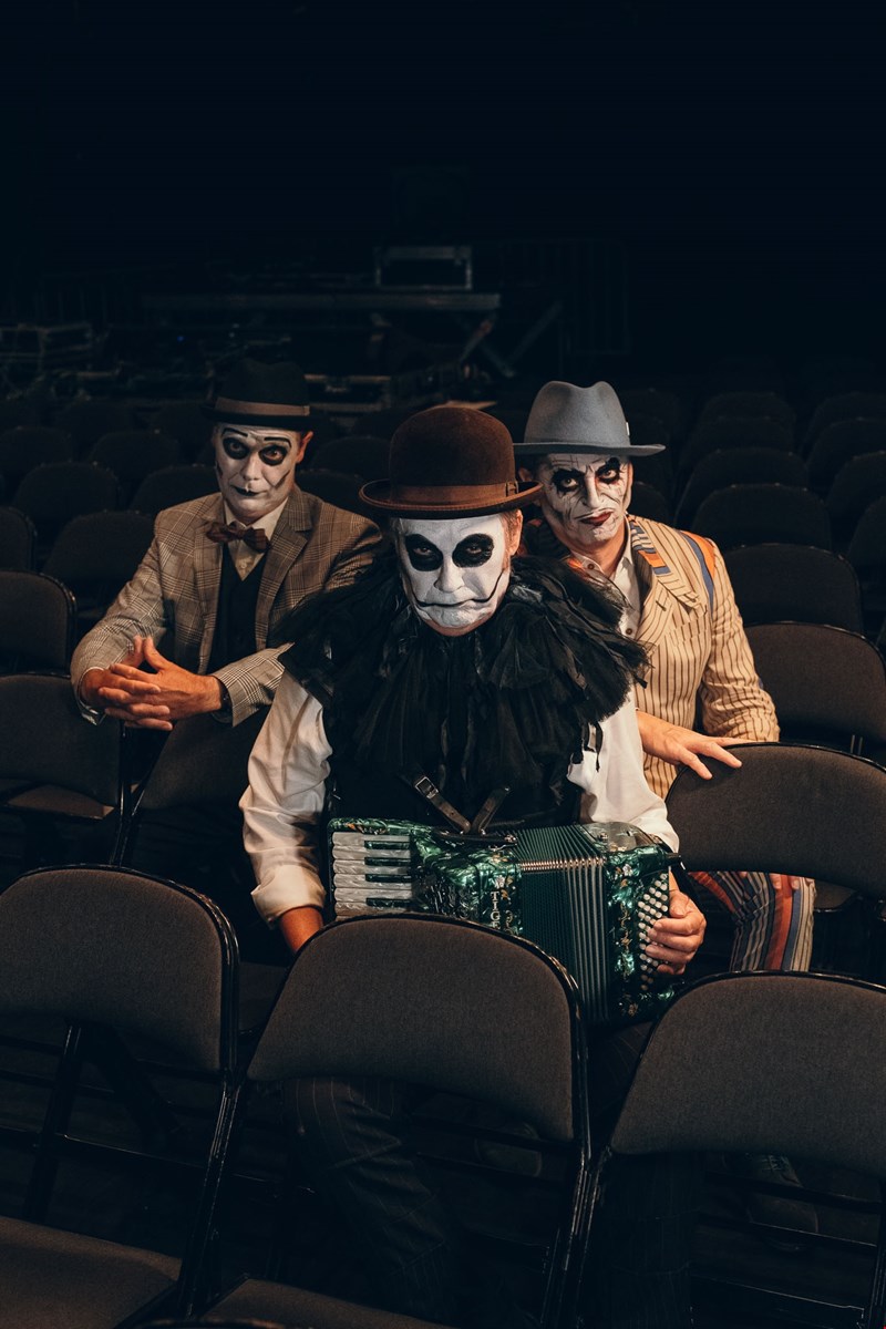 Tiger Lillies