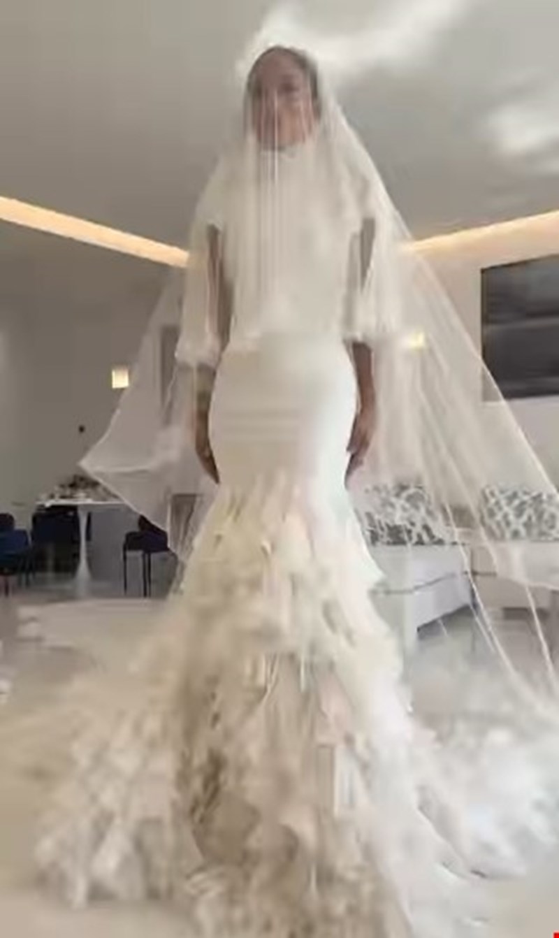 JLO