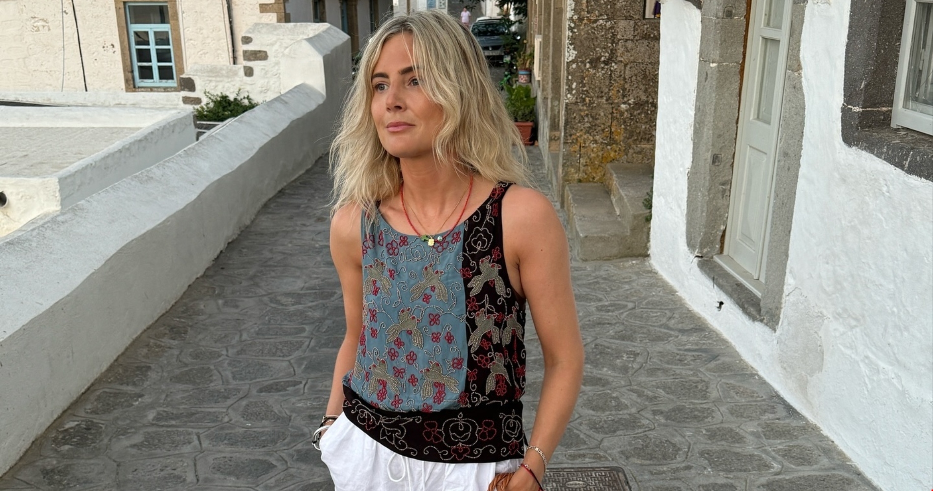 Πώς θα φροντίσεις σωστά τα λινά ρούχα - εικόνα 2