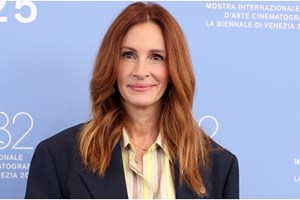 Ο 18χρονος γιος της Julia Roberts φόρεσε ένα δικό της εμβληματικό σύνολο - εικόνα 2