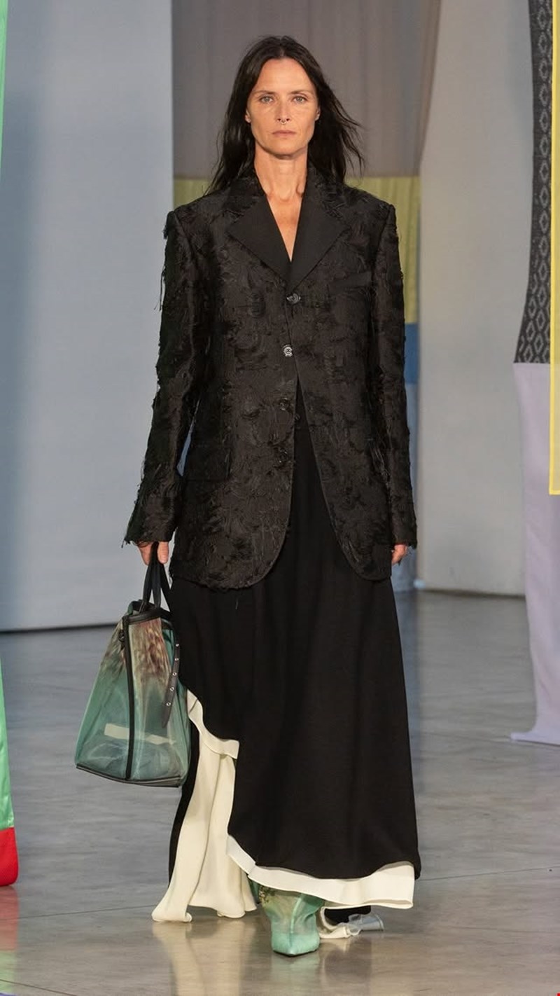 Instagram @proenzaschouler