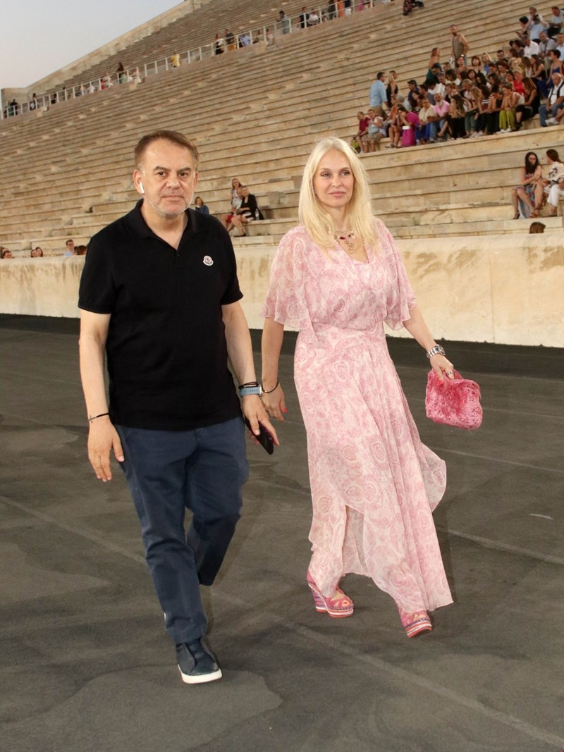 Γιάννης Κεντ, Μαρί Κωνσταντάντου