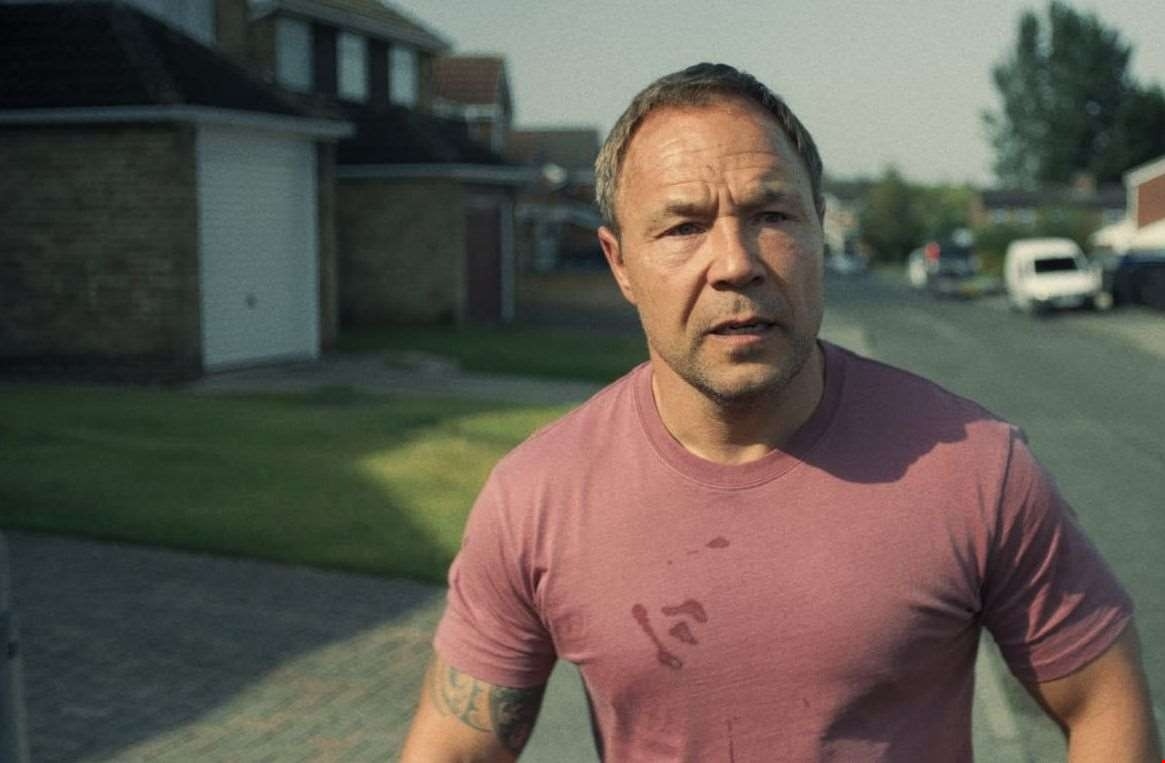 Adolescence | Πώς η φιλία του Stephen Graham με τον Johnny Depp απειλεί τη σειρά-φαινόμενο; - εικόνα 3