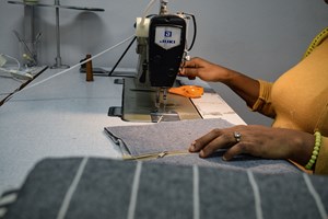 #ΝοExcuse | Κάθε 10 λεπτά, οι σύντροφοι και τα μέλη της οικογένειας σκότωσαν σκόπιμα μια γυναίκα ή ένα κορίτσι το 2023 - εικόνα 1