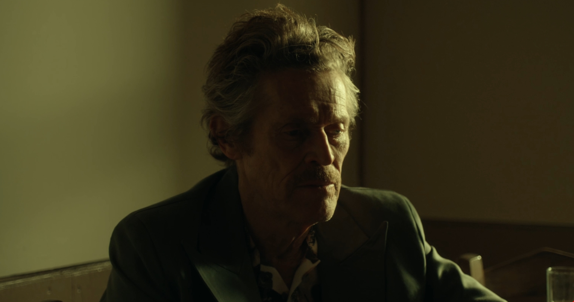 O πρωταγωνιστεί Willem Dafoe στο video clip ελληνικού συγκροτήματος