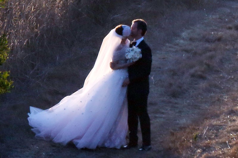 Anne Hathaway wedding