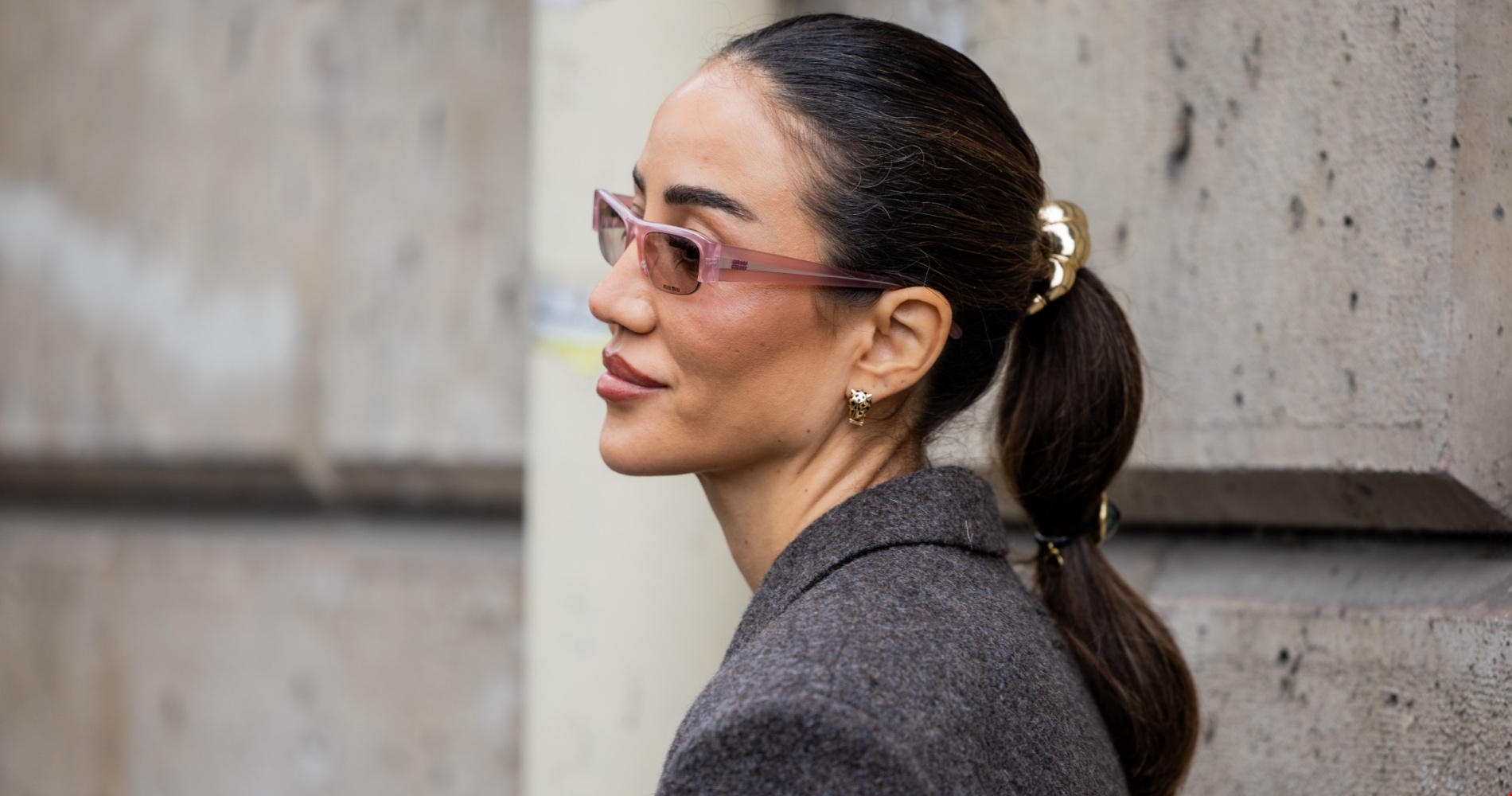 Festive Hairstyles | Πώς να αναβαθμίσεις ένα half-up χτένισμα για τα Χριστούγεννα - εικόνα 3