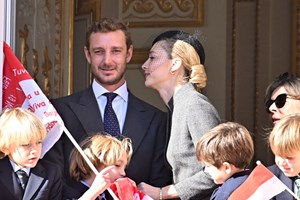 Πριγκίπισσα Charlene - πρίγκιπας Αλβέρτος | Τα δίδυμα παιδιά τους "έκλεψαν" την παράσταση στη National Monaco Day - εικόνα 1