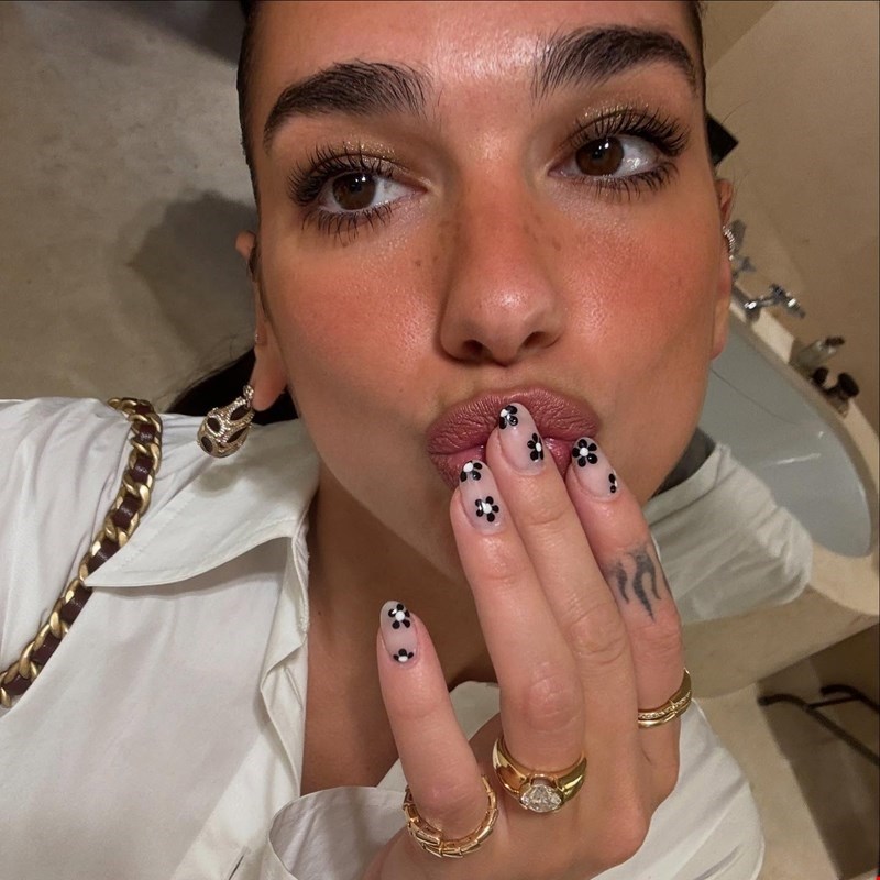 NAILS