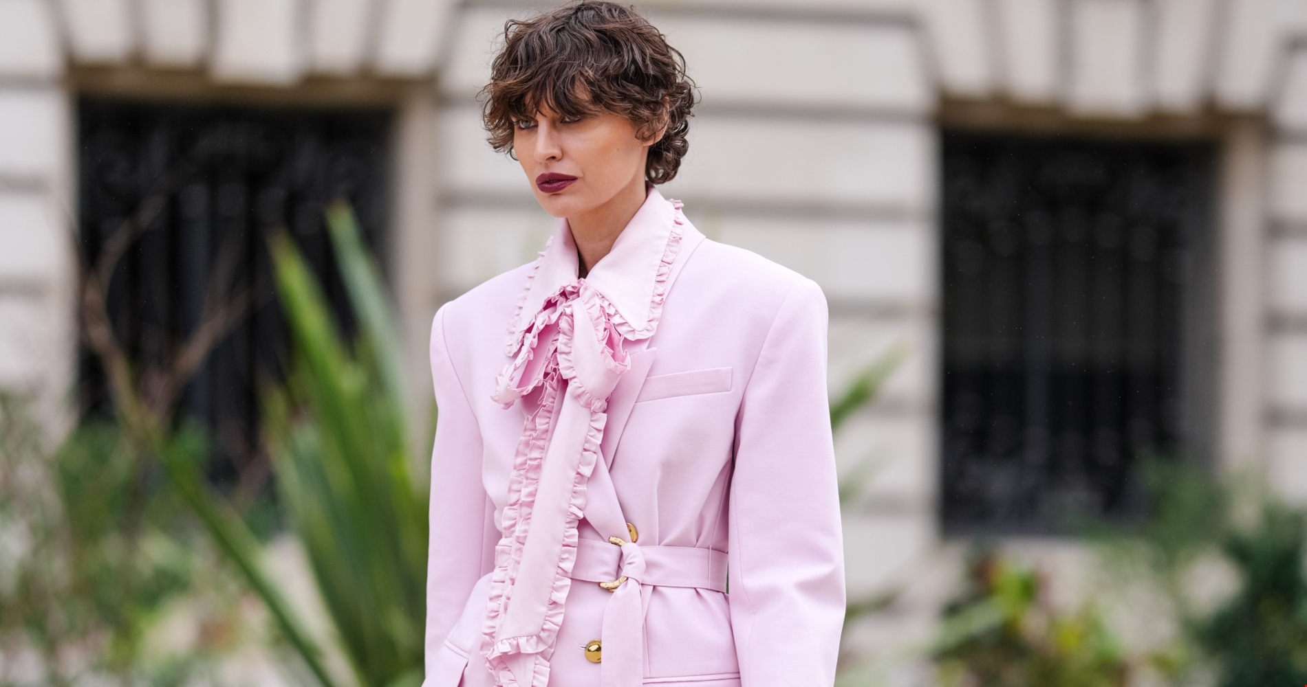 Τα πιο κομψά looks που μπορείς να δημιουργήσεις με ένα σακάκι φέτος την άνοιξη