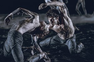 My Fierce Ignorant Step | Η νέα παράσταση του διεθνώς διάσημου μινιμαλιστή Έλληνα χορογράφου Χρήστου Παπαδόπουλου - εικόνα 2