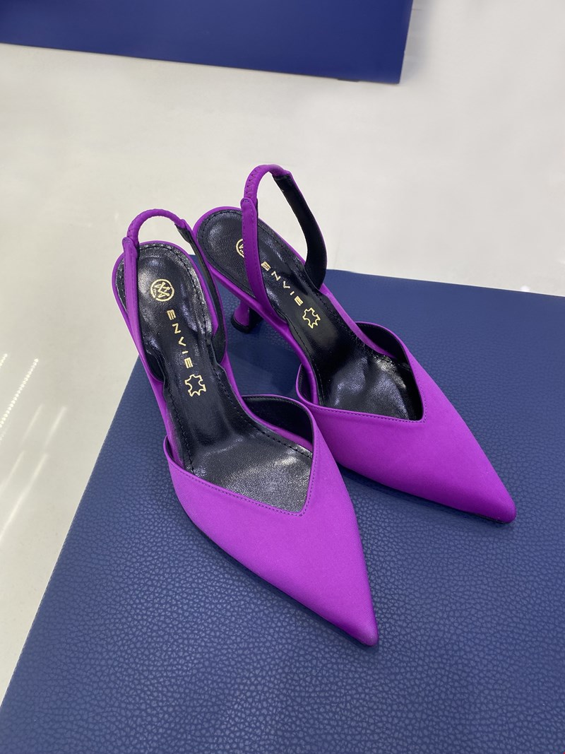 Γόβες σατινέ ελληνικής παραγωγής Envie Shoes, Mediterranean Cosmos