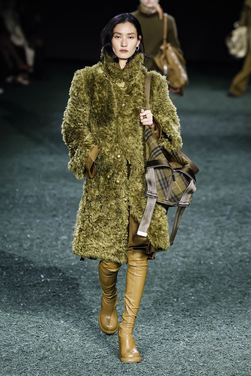 Burberry F/W 2024-2025