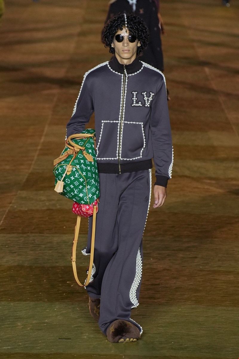 Vuitton m S24
