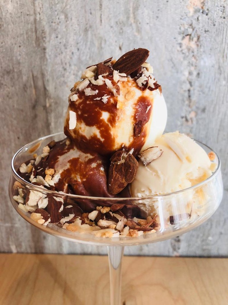 παγωμενα ποτηρια κοκκιον