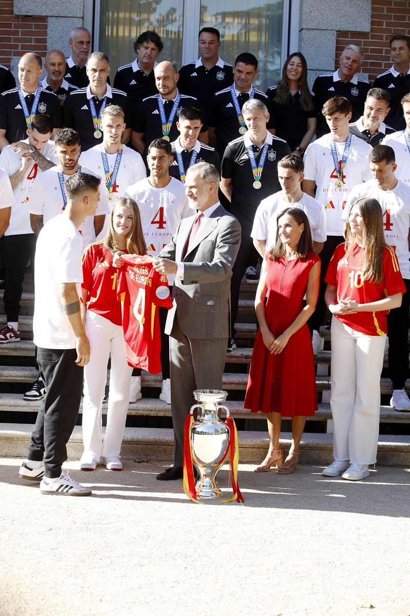 βασίλισσα Letiza βασιλιάς Felipe Leonor Sofia