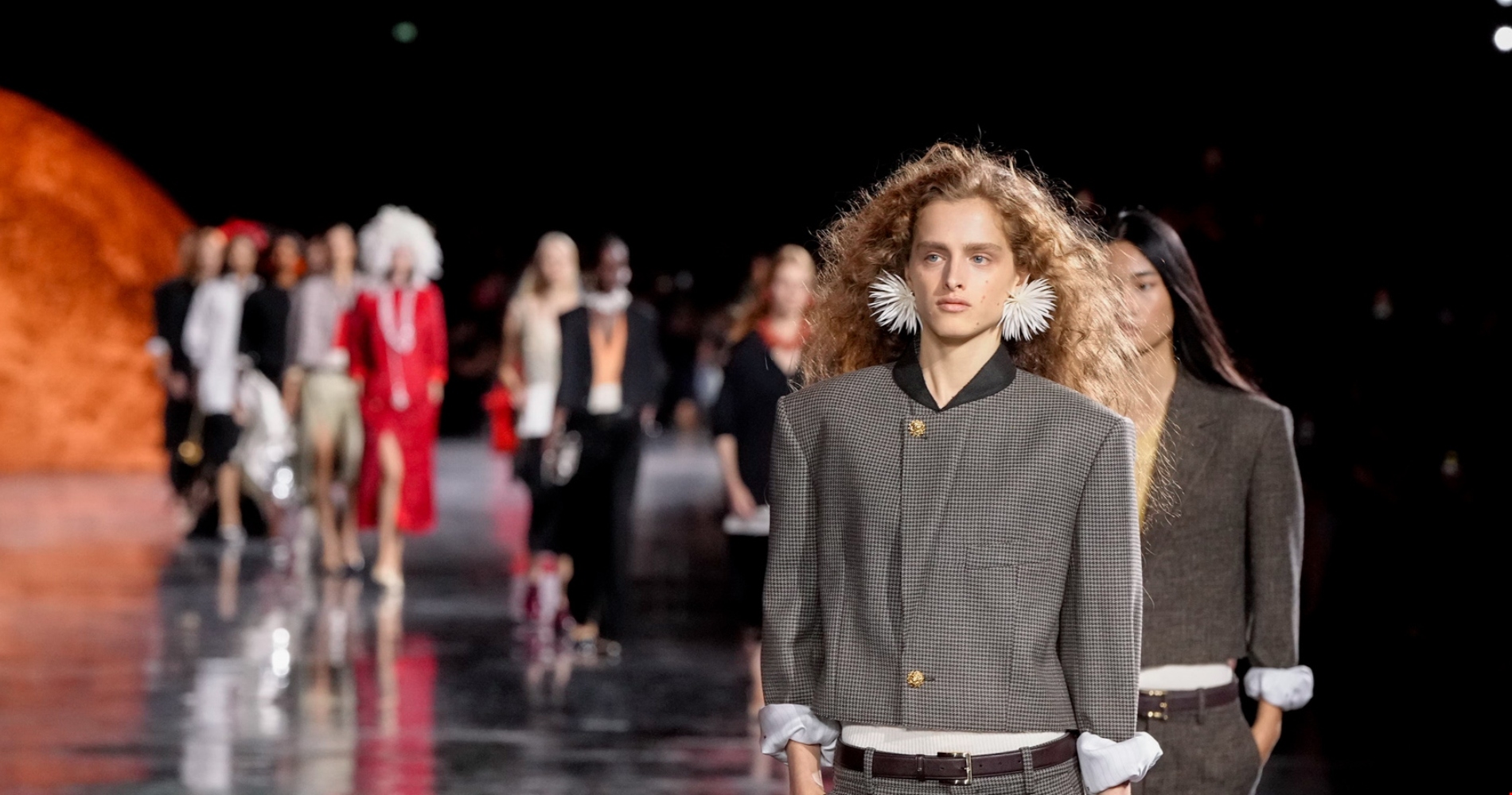 Οι 25 πιο κομψές εμφανίσεις σε κόκκινο χαλί που θα θυμόμαστε από τη χρονιά που πέρασε - εικόνα 26