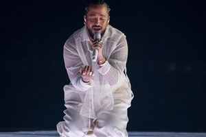 Slimane | Καταδικάστηκε ύστερα από καταγγελίες για επίθεση και σεξουαλική παρενόχληση - εικόνα 2