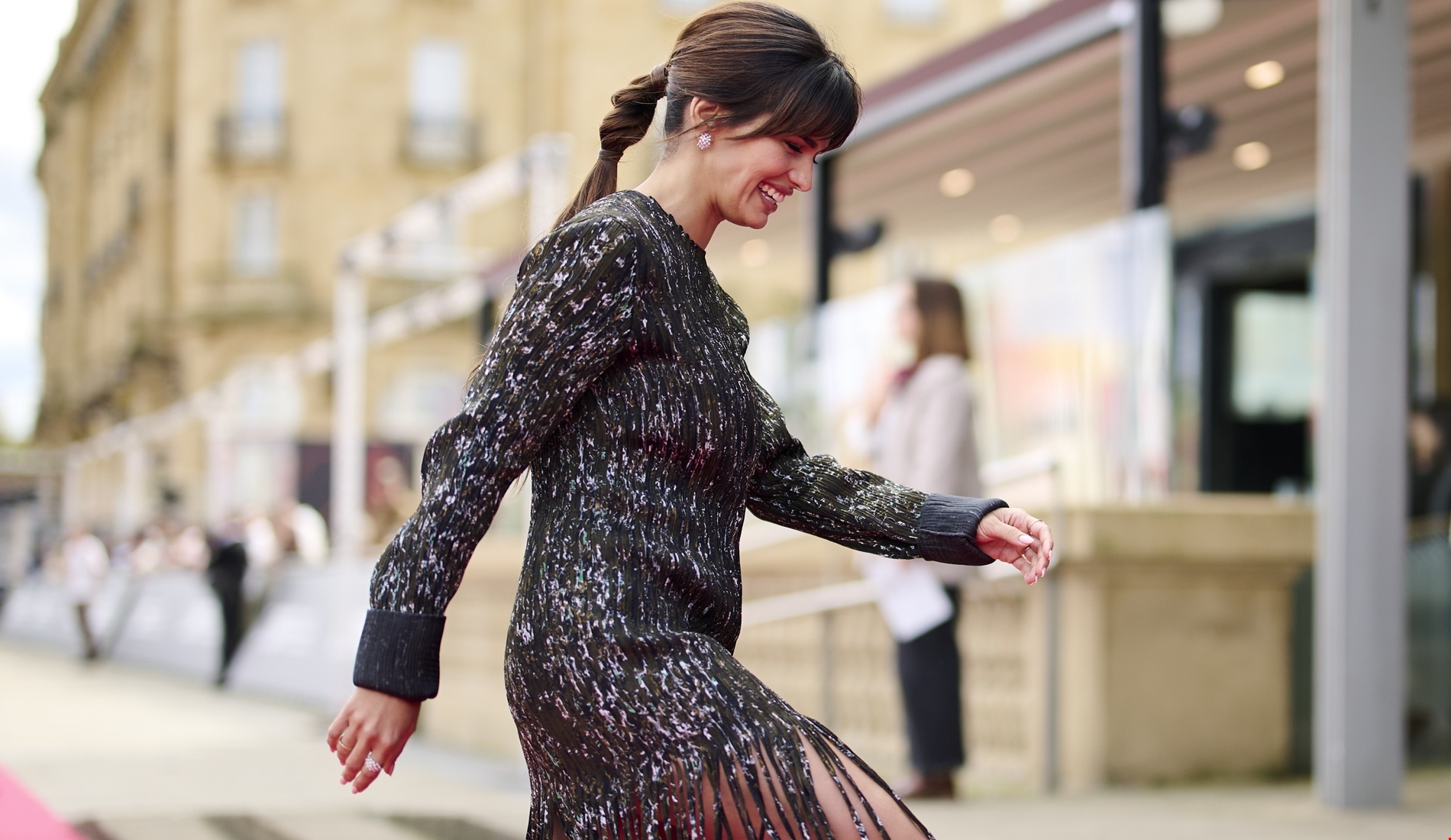 So Sparkly | Το φόρεμα με παγιέτες από τη Zara που θα φορέσεις στο επόμενο Χριστουγεννιάτικο κάλεσμά σου