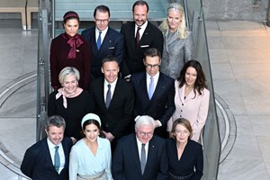 "Τον συνάντησα μερικές φορές": Η Sofia της Σουηδίας μιλά για τη γνωριμία της με τον Epstein - εικόνα 1