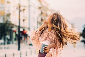 Το νέο wavy bob της Kendall Jenner είναι το αγαπημένο μας inspo του φθινοπώρου - εικόνα 1