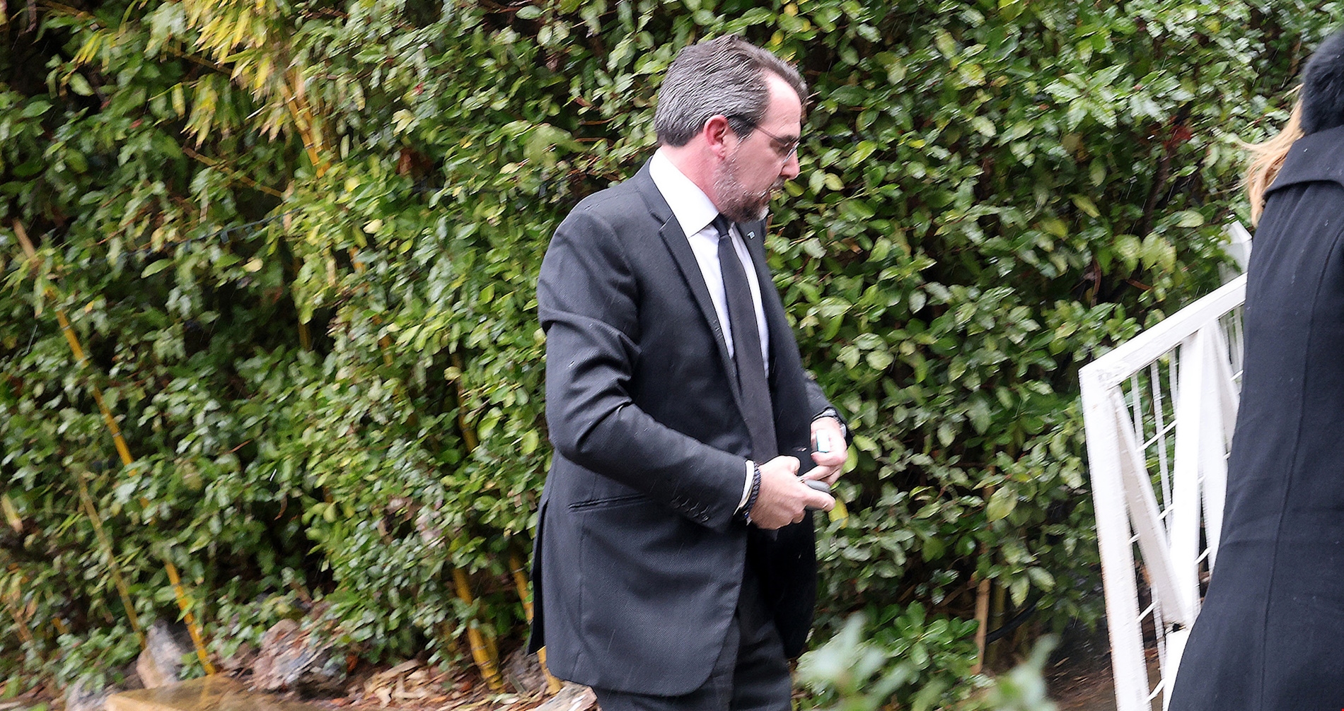 Νικόλαος Ντε Γκρες & Χρυσή Βαρδινογιάννη | Τo βασιλικό έθιμο που θα τηρήσουν στη γαμήλια τελετή - εικόνα 3