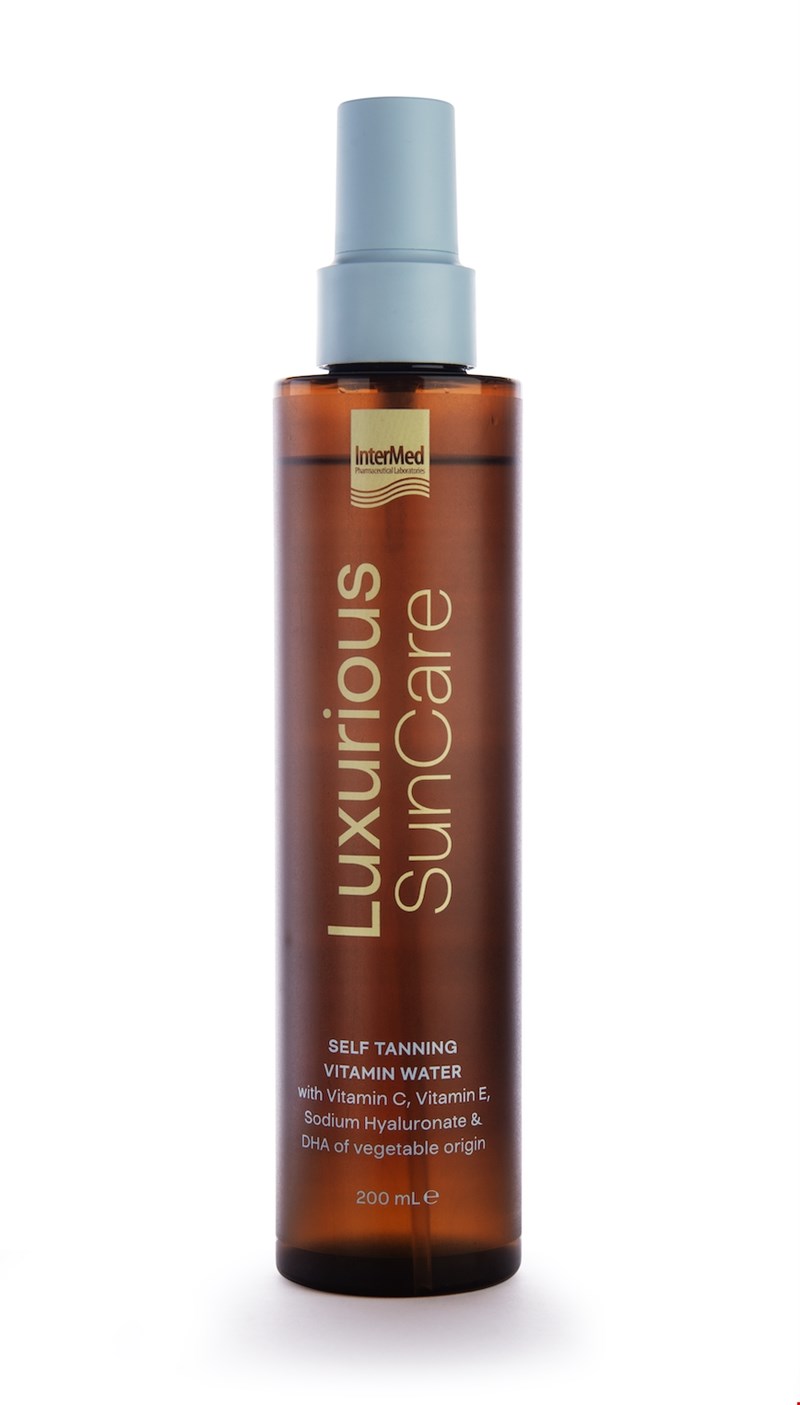 Luxurious Suncare Self Tanning Vitamin Water από την InterMed