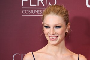 Κατερίνα Ευαγγελάτου | Η συνάντηση με Αμερικανίδα ηθοποιό Hunter Schafer στον Λυκαβηττό - εικόνα 3